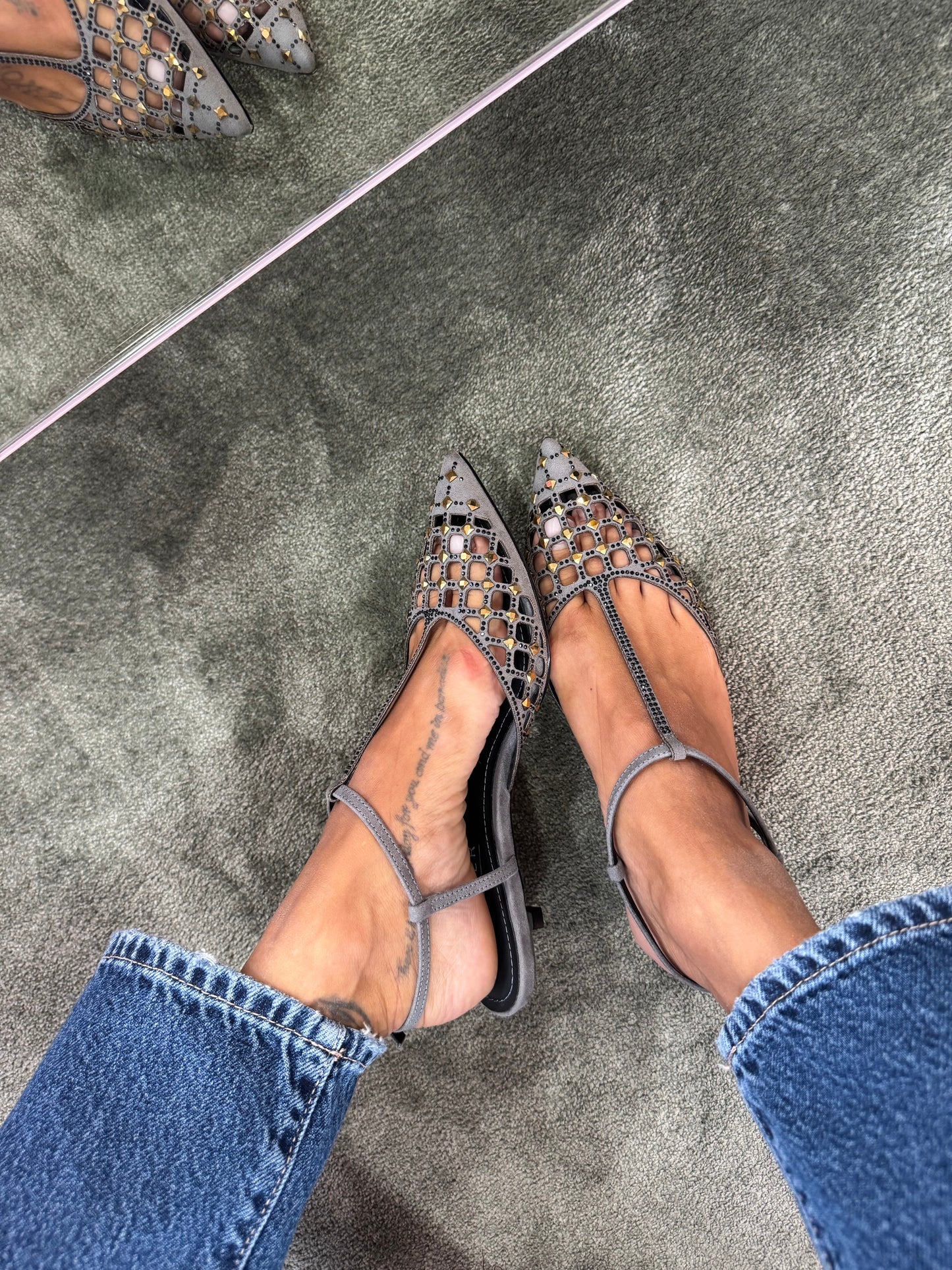 Slingback grigia a rete crystal