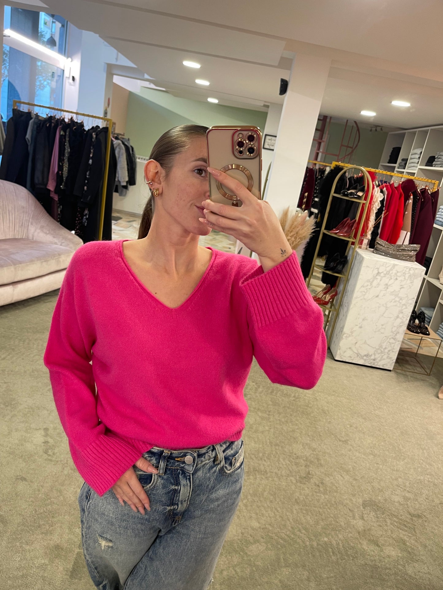 Maglione fucsia scatoletta scollo a v