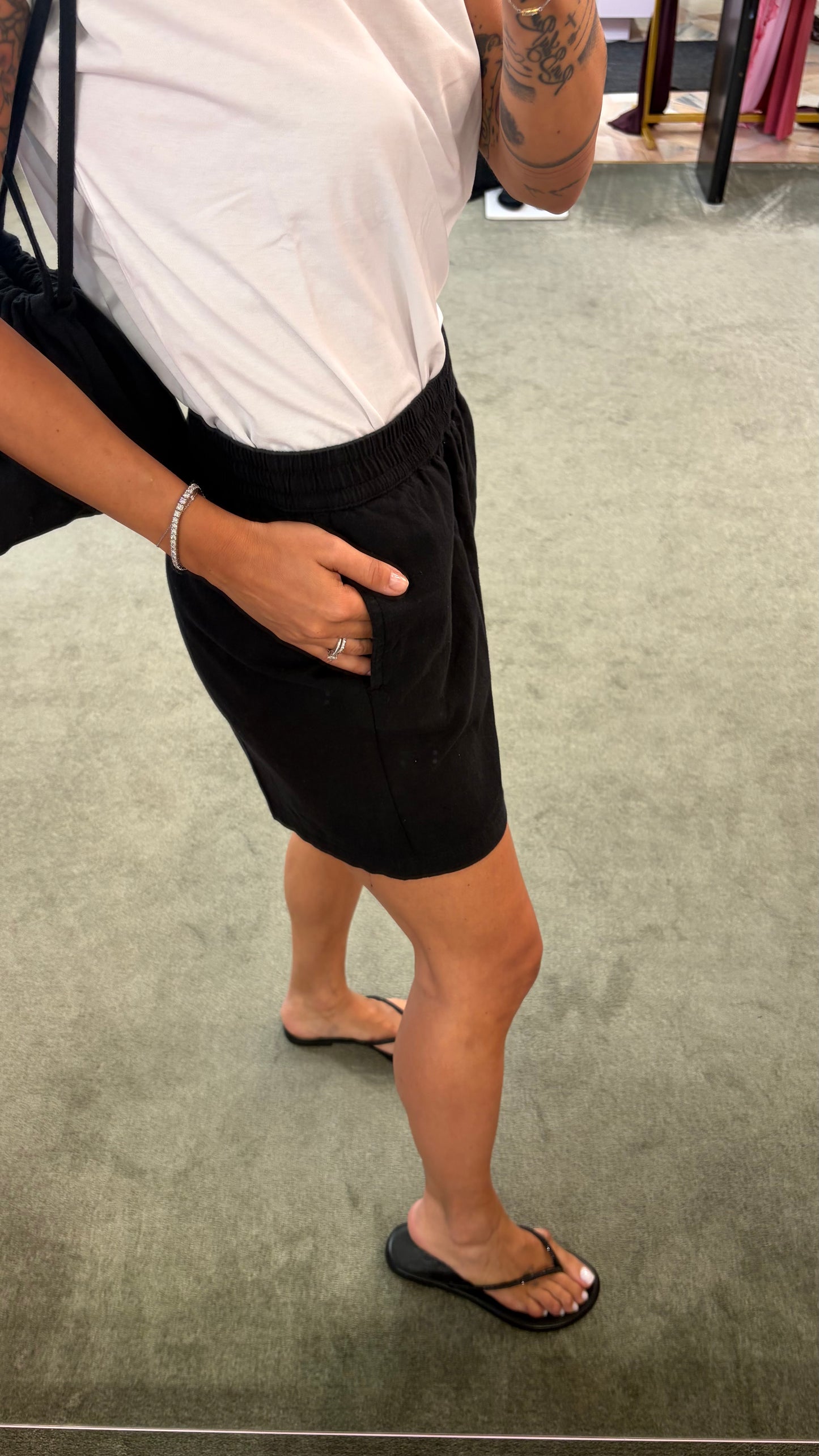Shorts nero con elastico jx