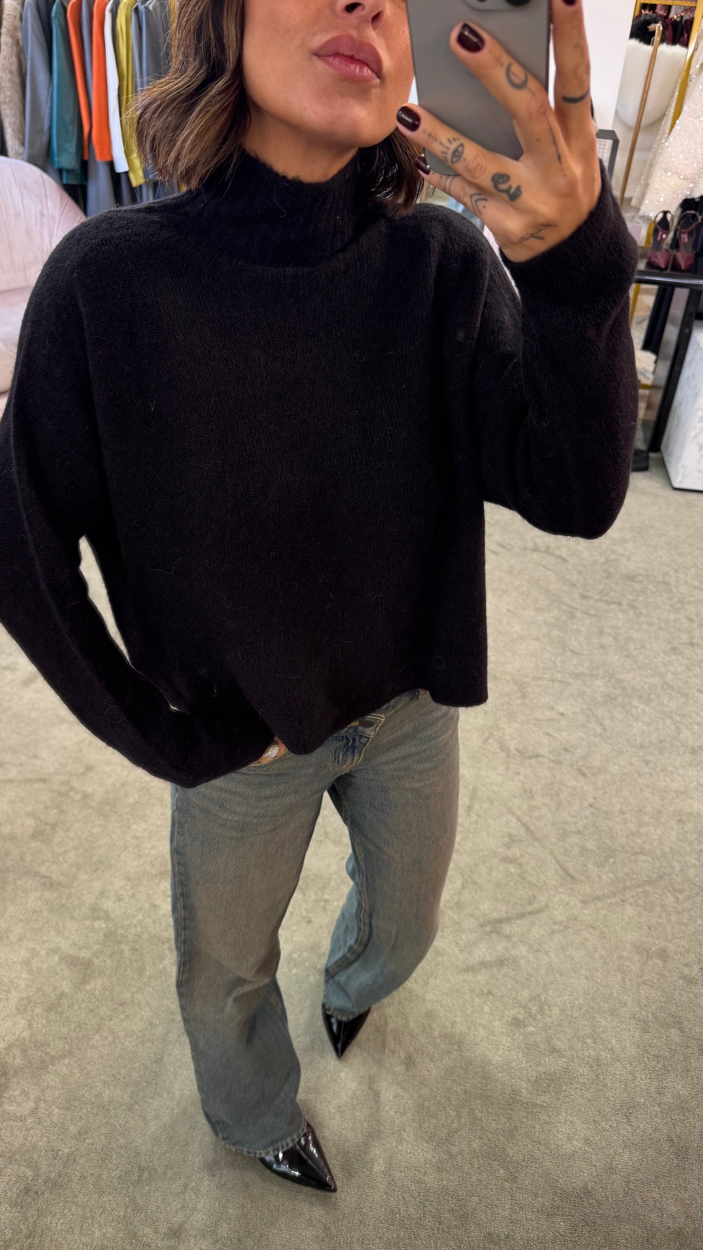 Maglione lupetto nero lh