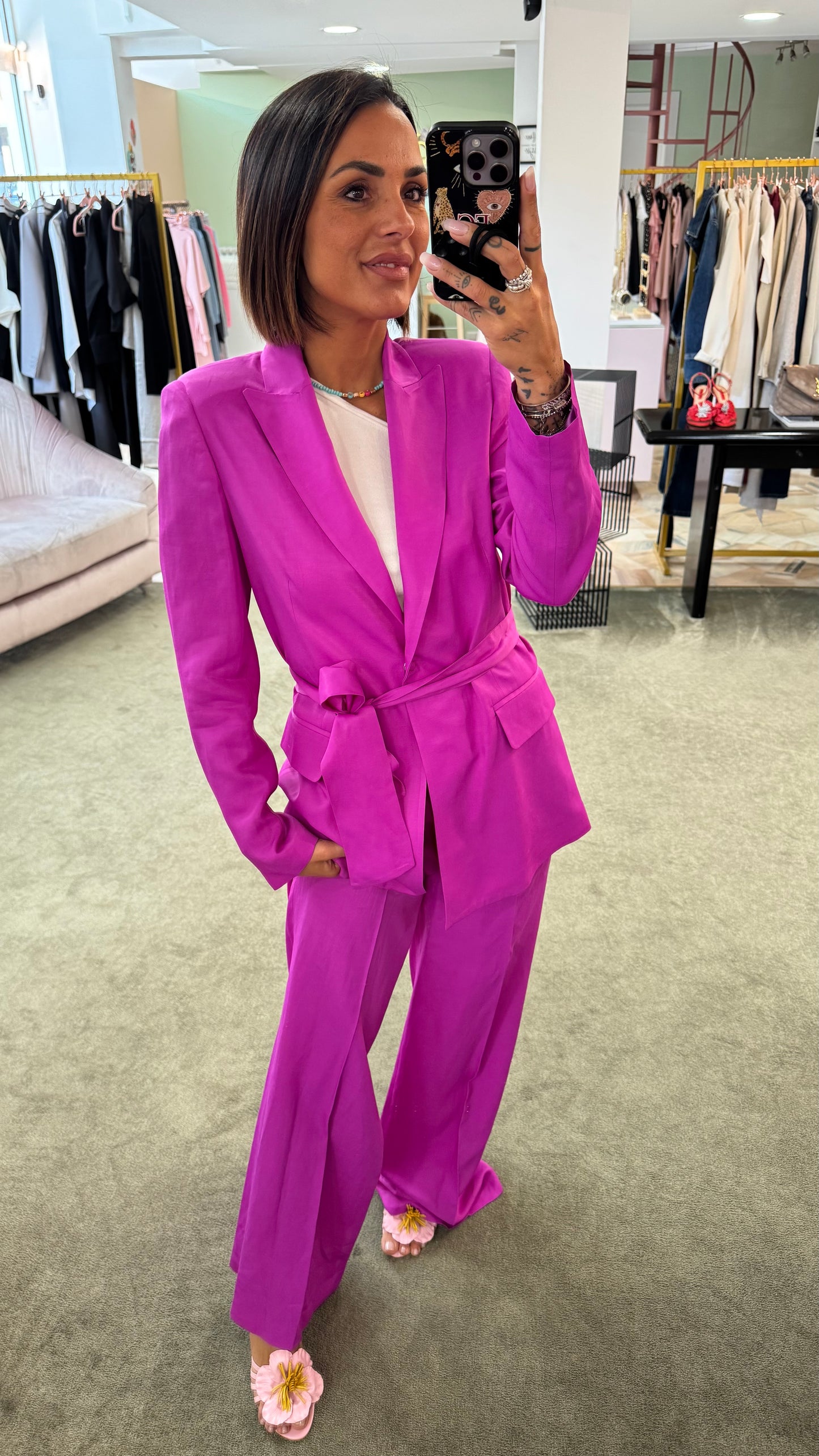 Blazer plume satin con cintura Actualee