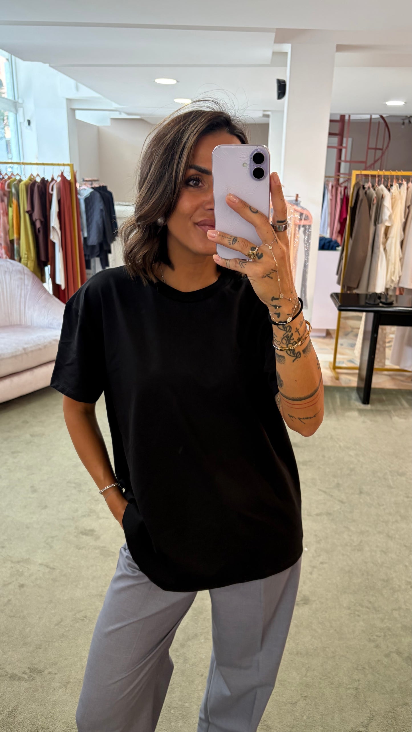 T-shirt over dallas nera aw