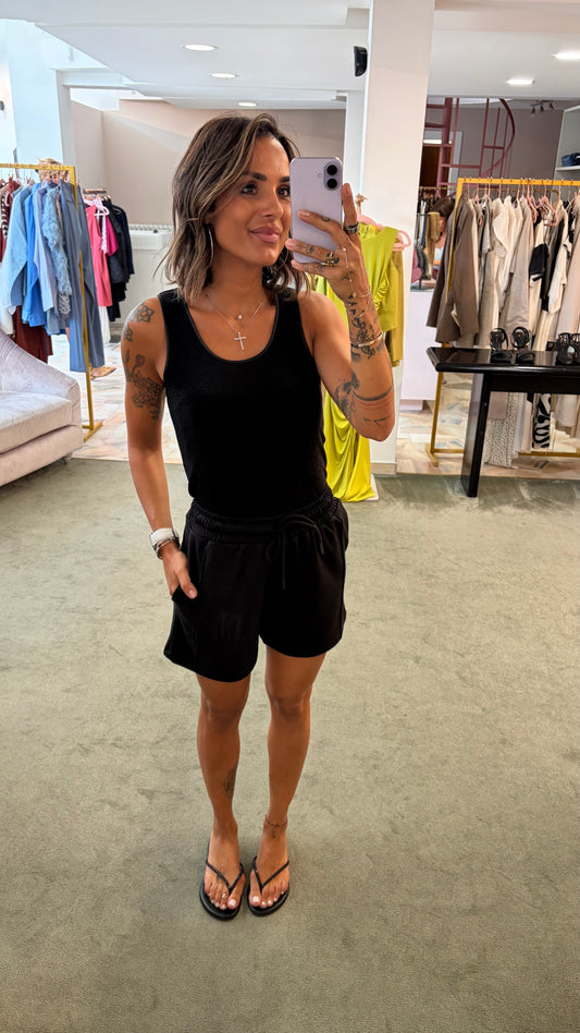 Shorts nero in viscosa Hinnominate