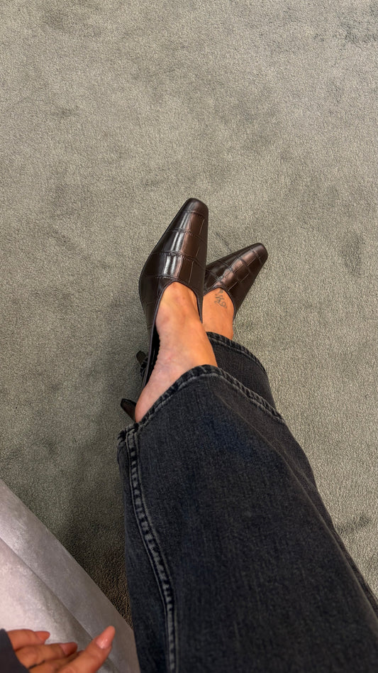 Mules marrore in pelle crocco sl