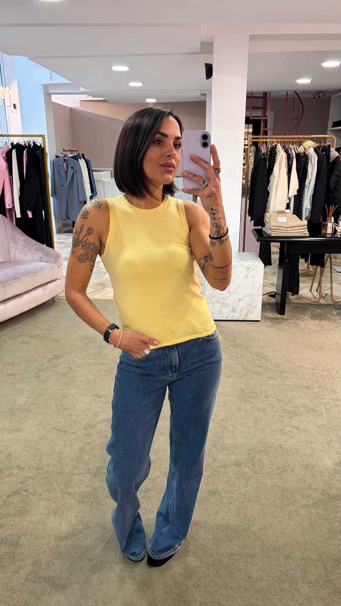 Canotta in maglia giallo pastello jx