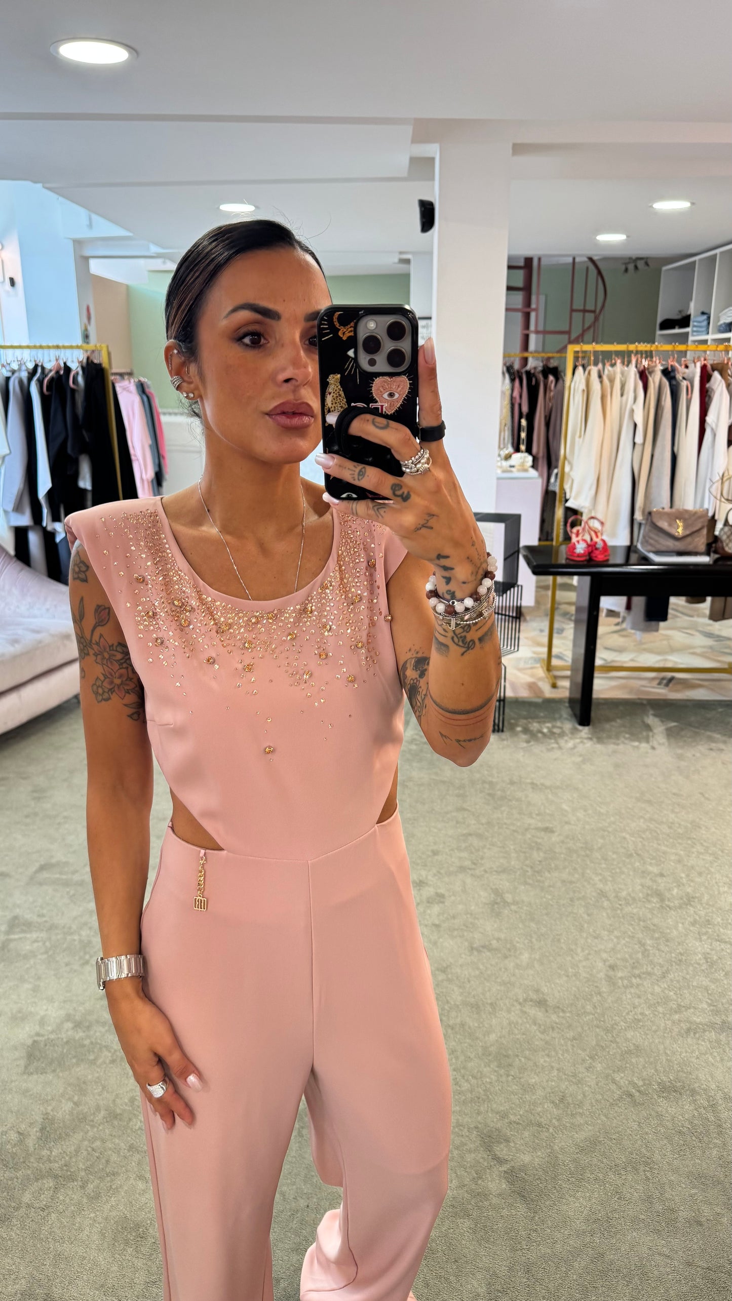 Jumpsuit rosa con cristalli fr