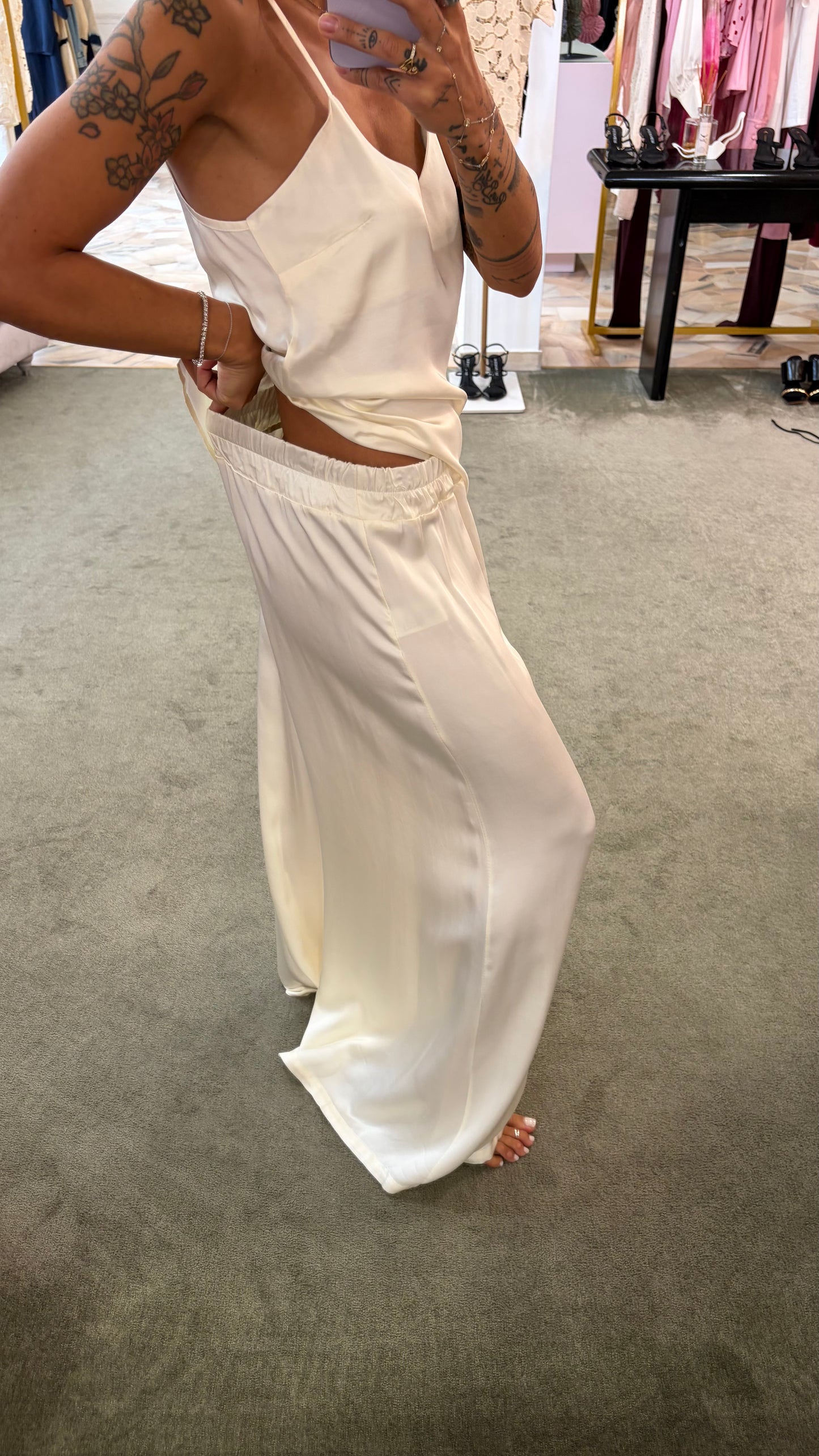 Pantaloni panna a palazzo in satin ay