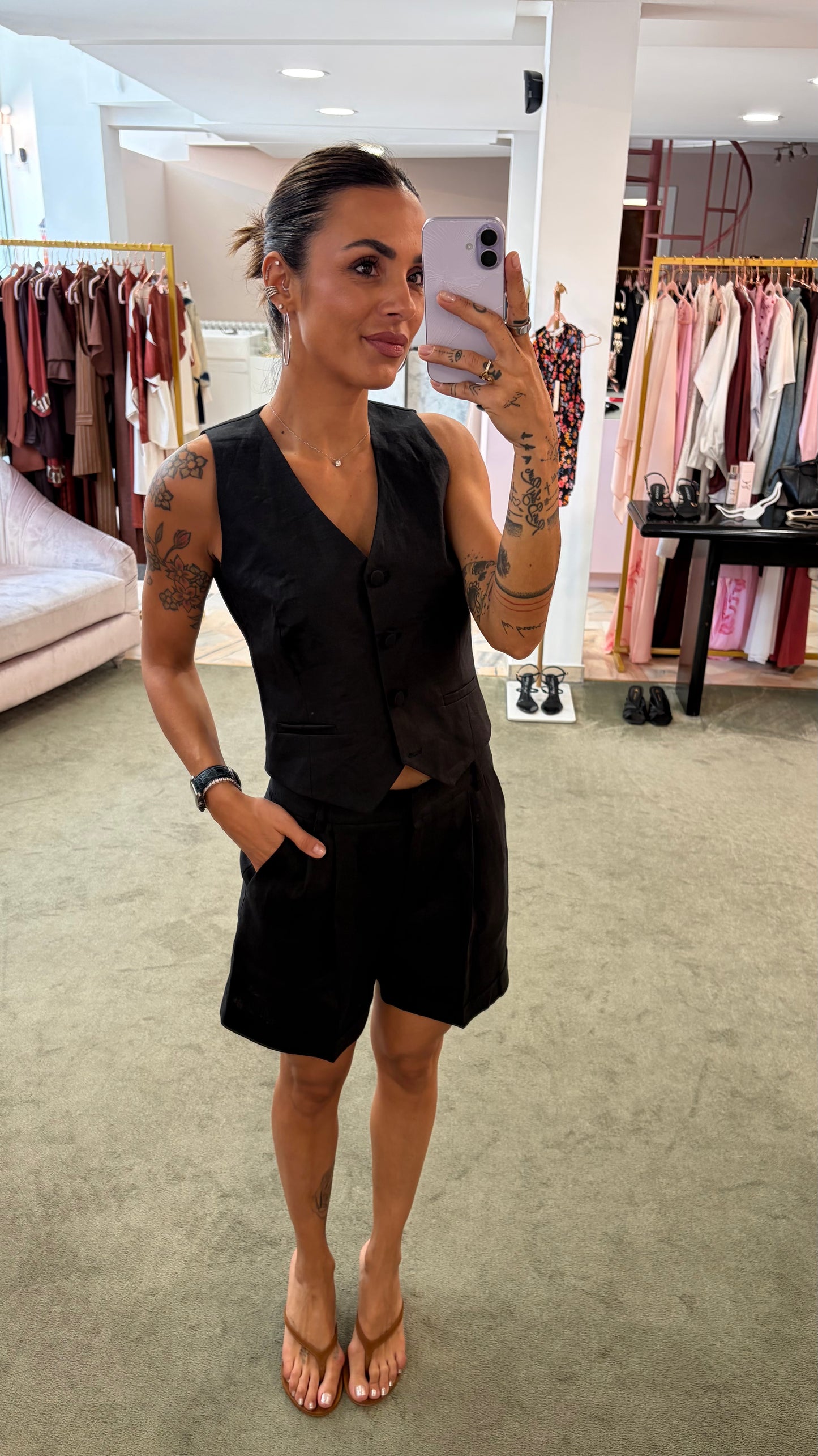 Shorts nero in lino Actualee