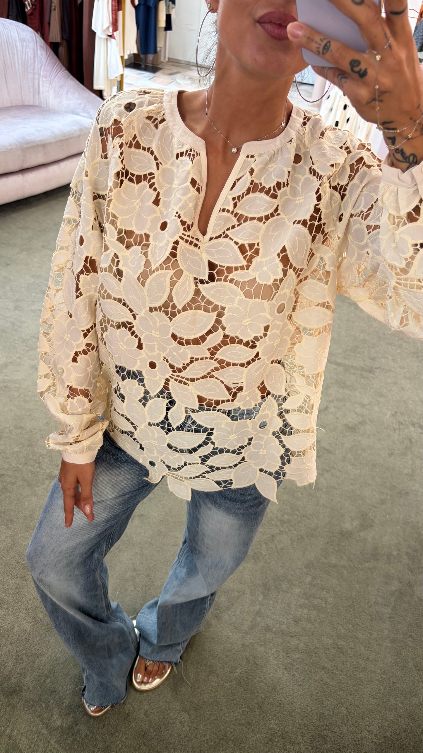 Camicia coreana crema  foglie traforata manica lunga sy