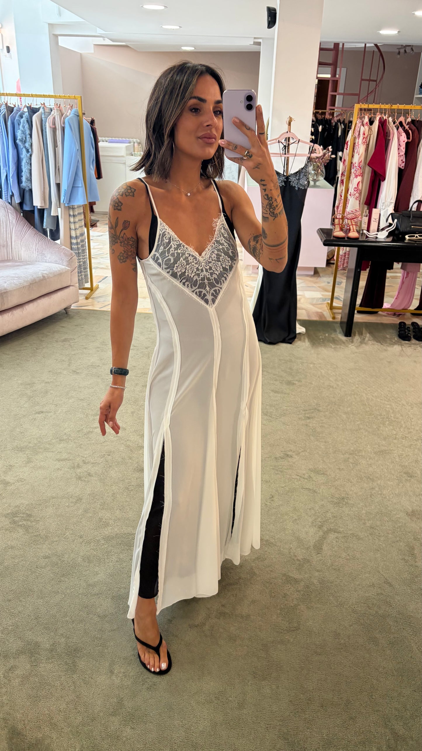 Abito lungo nero e bianco sottoveste con inserti in pizzo fr