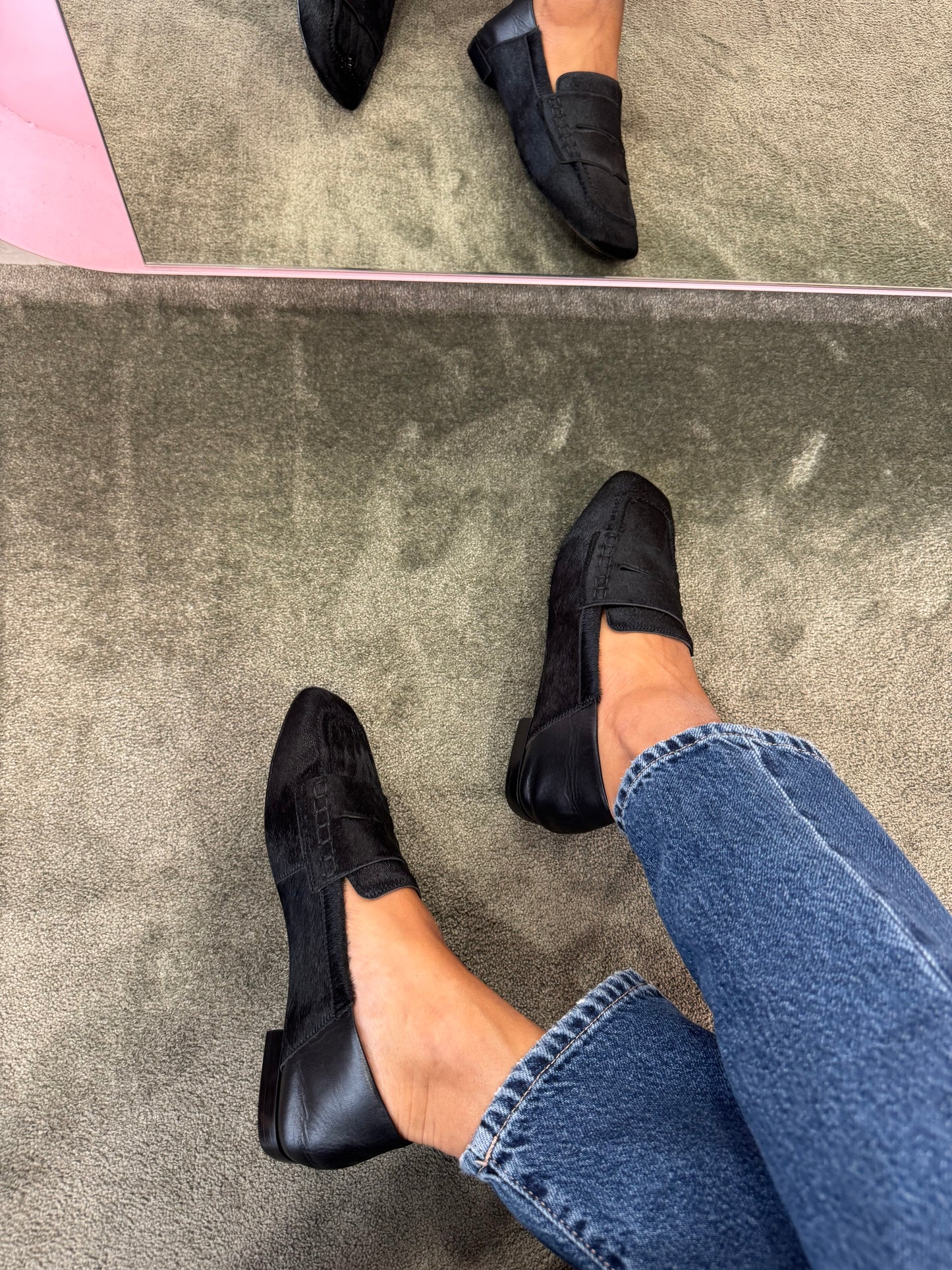 Mocassino nero in cavallino