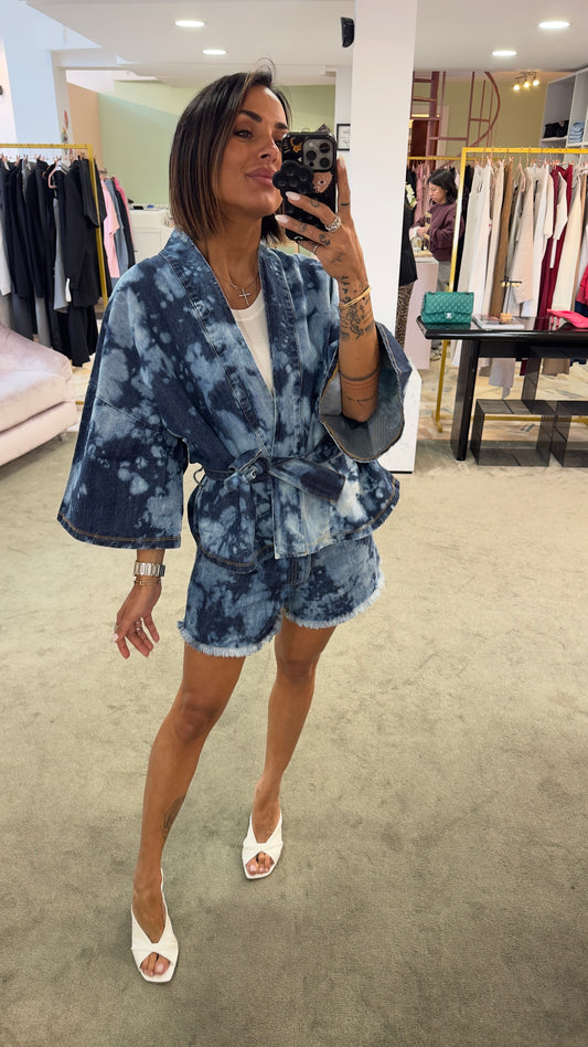 Shorts in denim tie-dye Don't@me