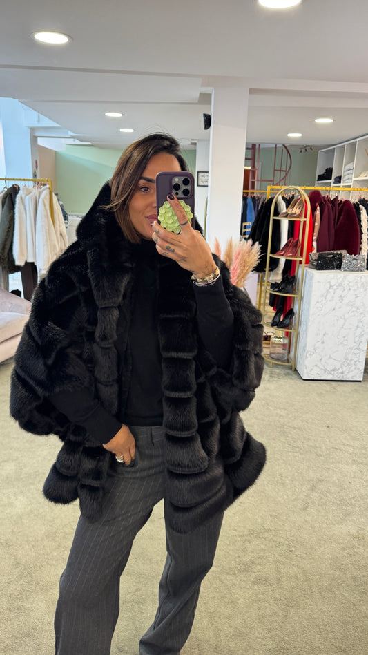 Cappa pelliccia eco nera revesibile con cappuccio