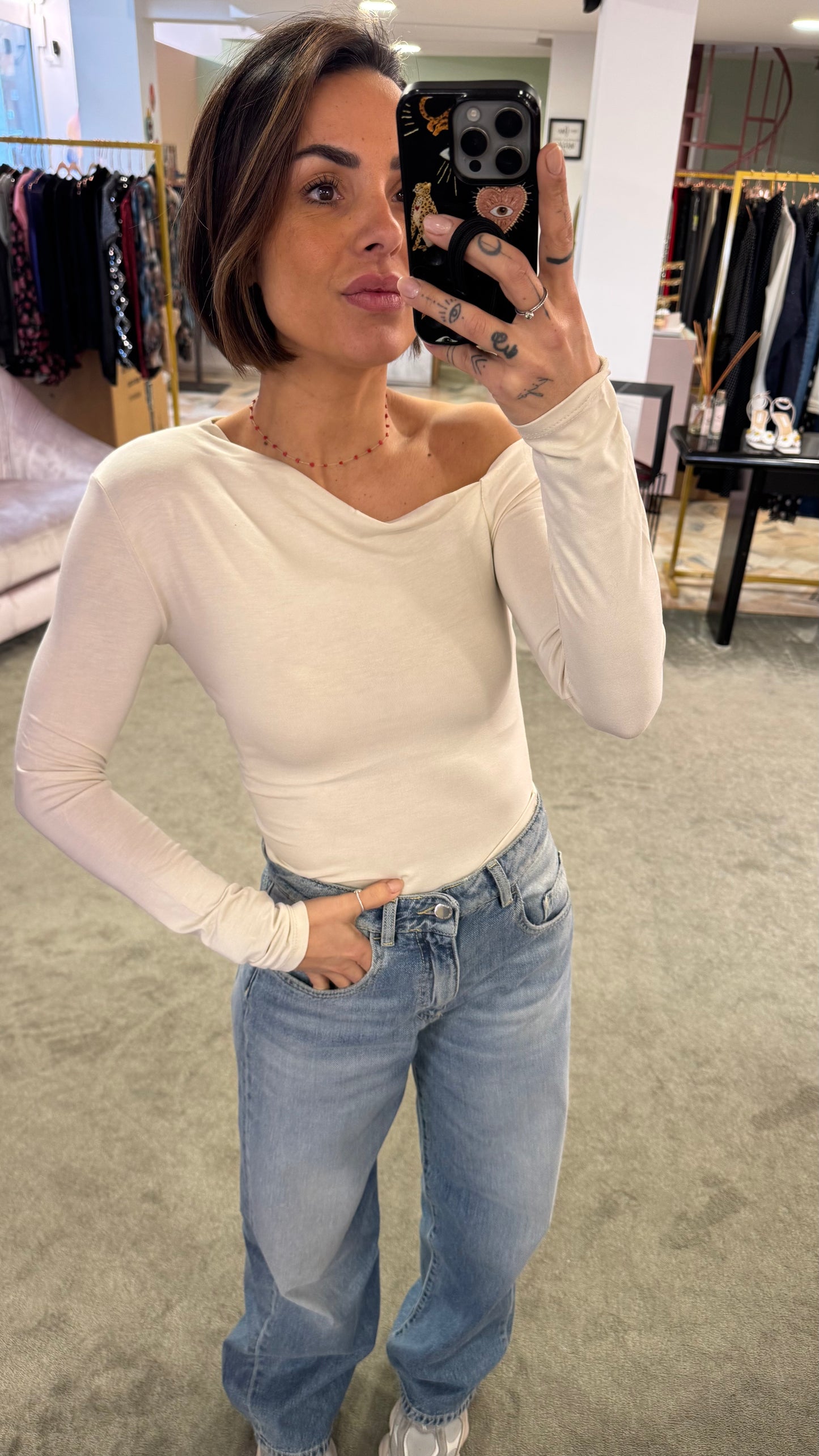 Maglia monospalla panna sottogiacca