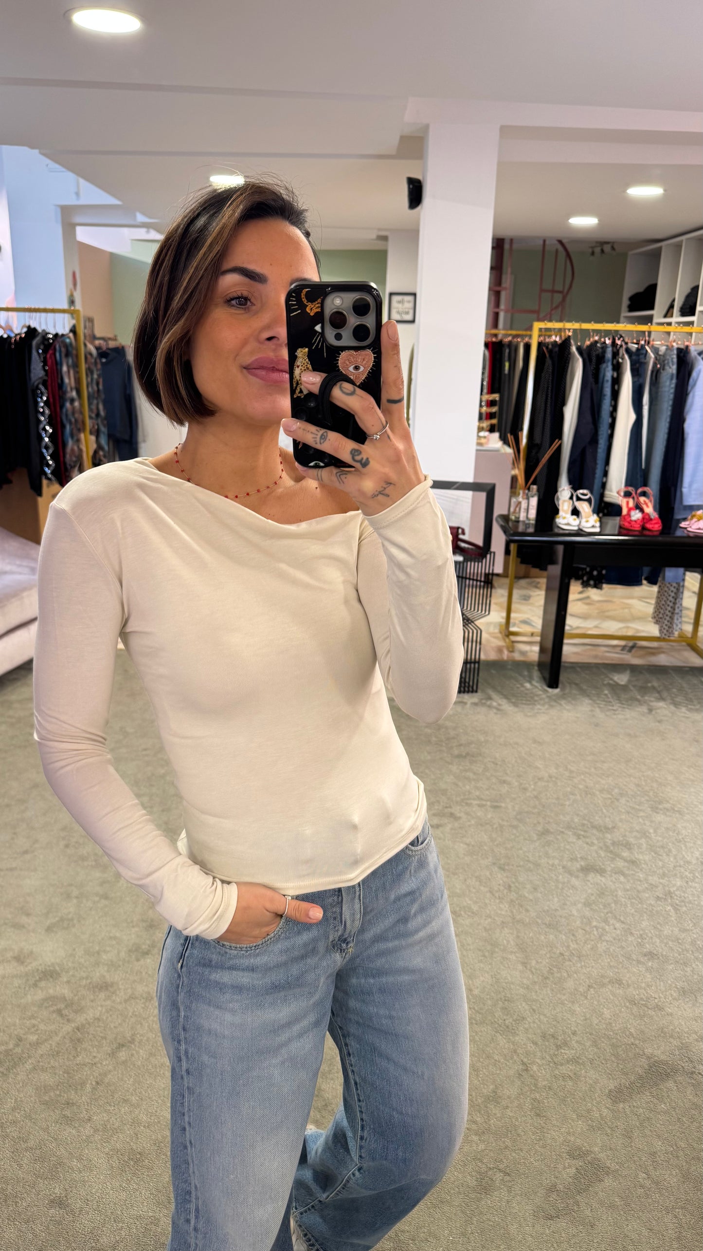 Maglia monospalla panna sottogiacca
