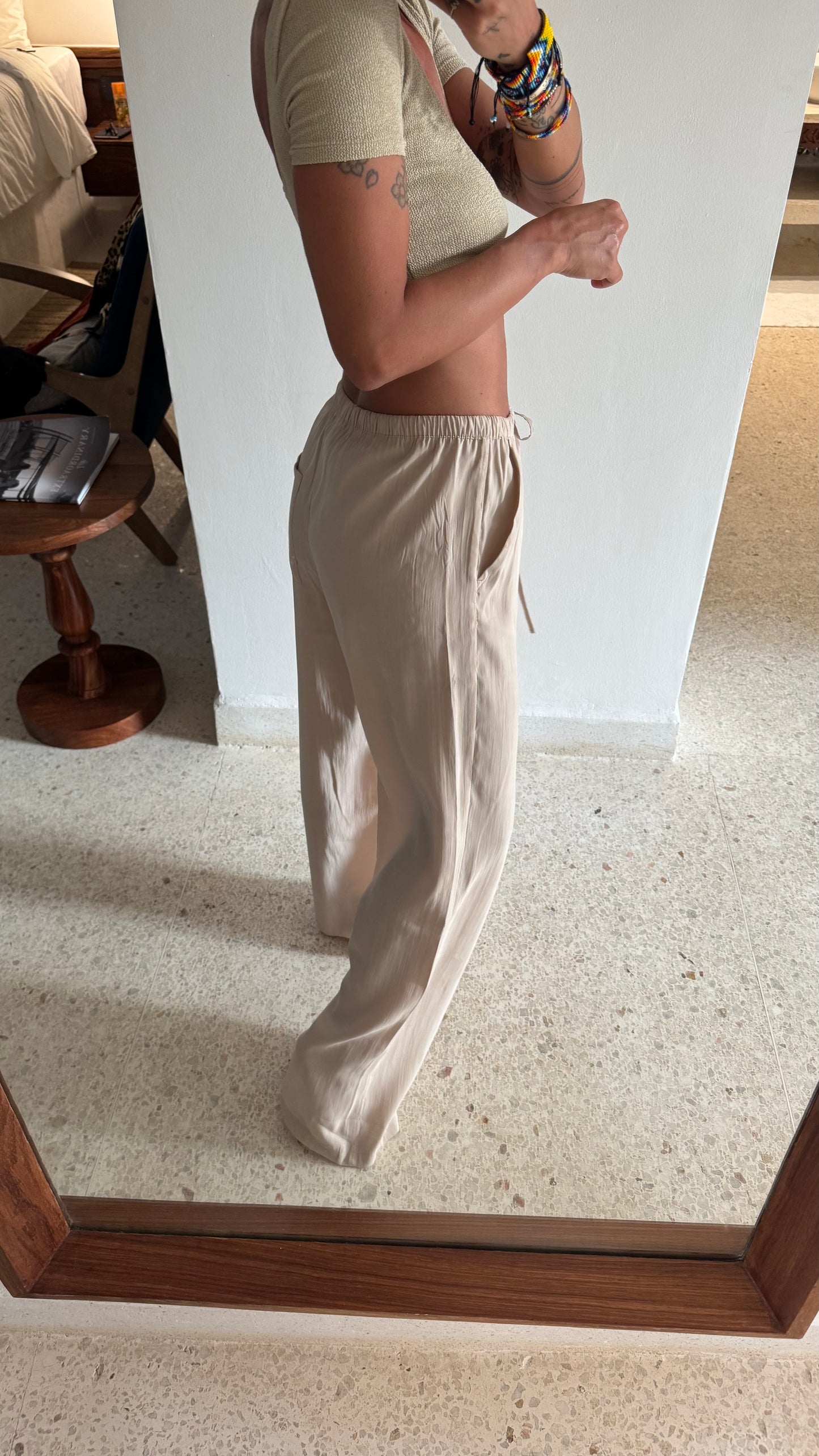 Pantaloni beige in modal con coulisse jx