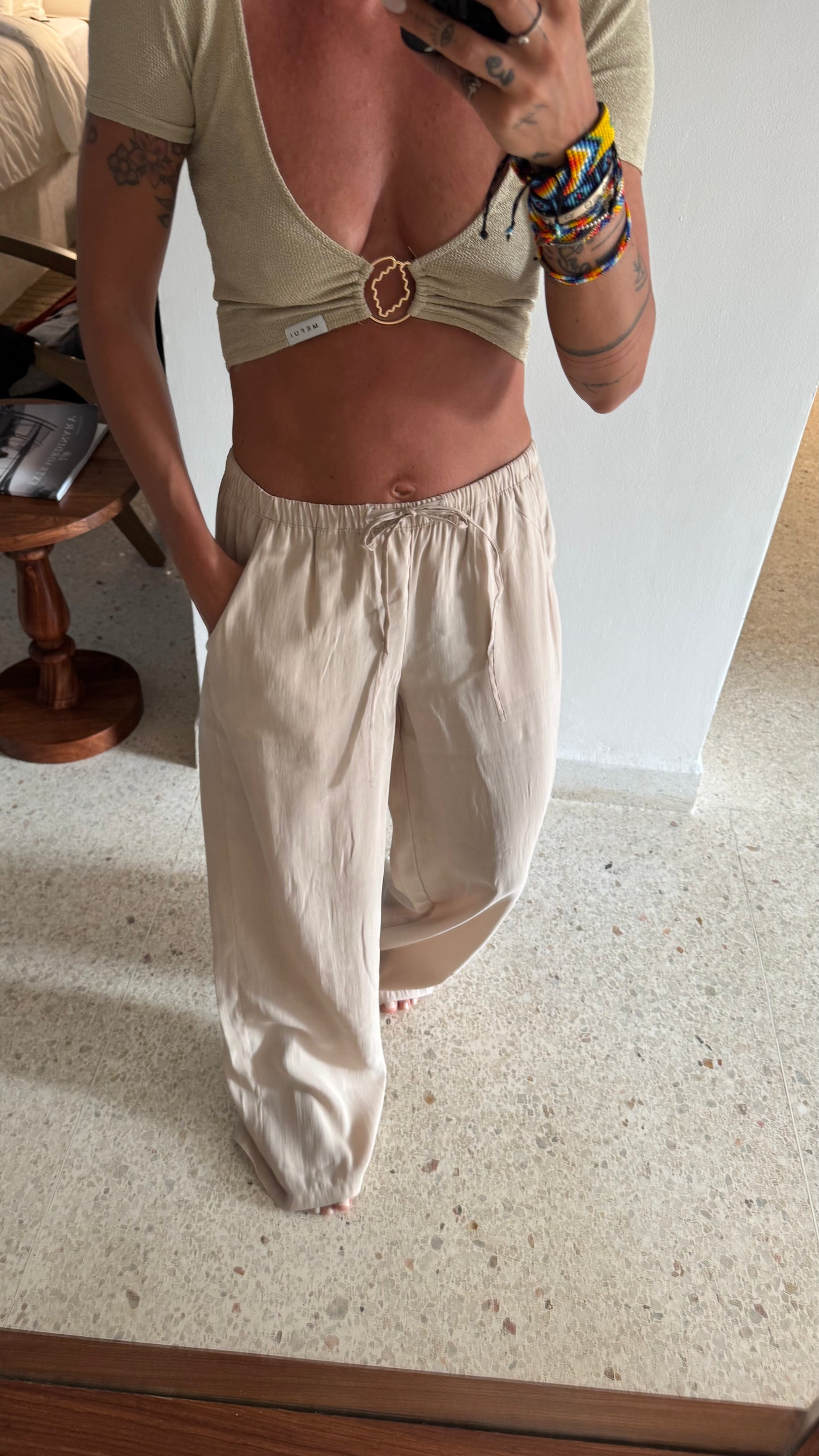 Pantaloni beige in modal con coulisse jx