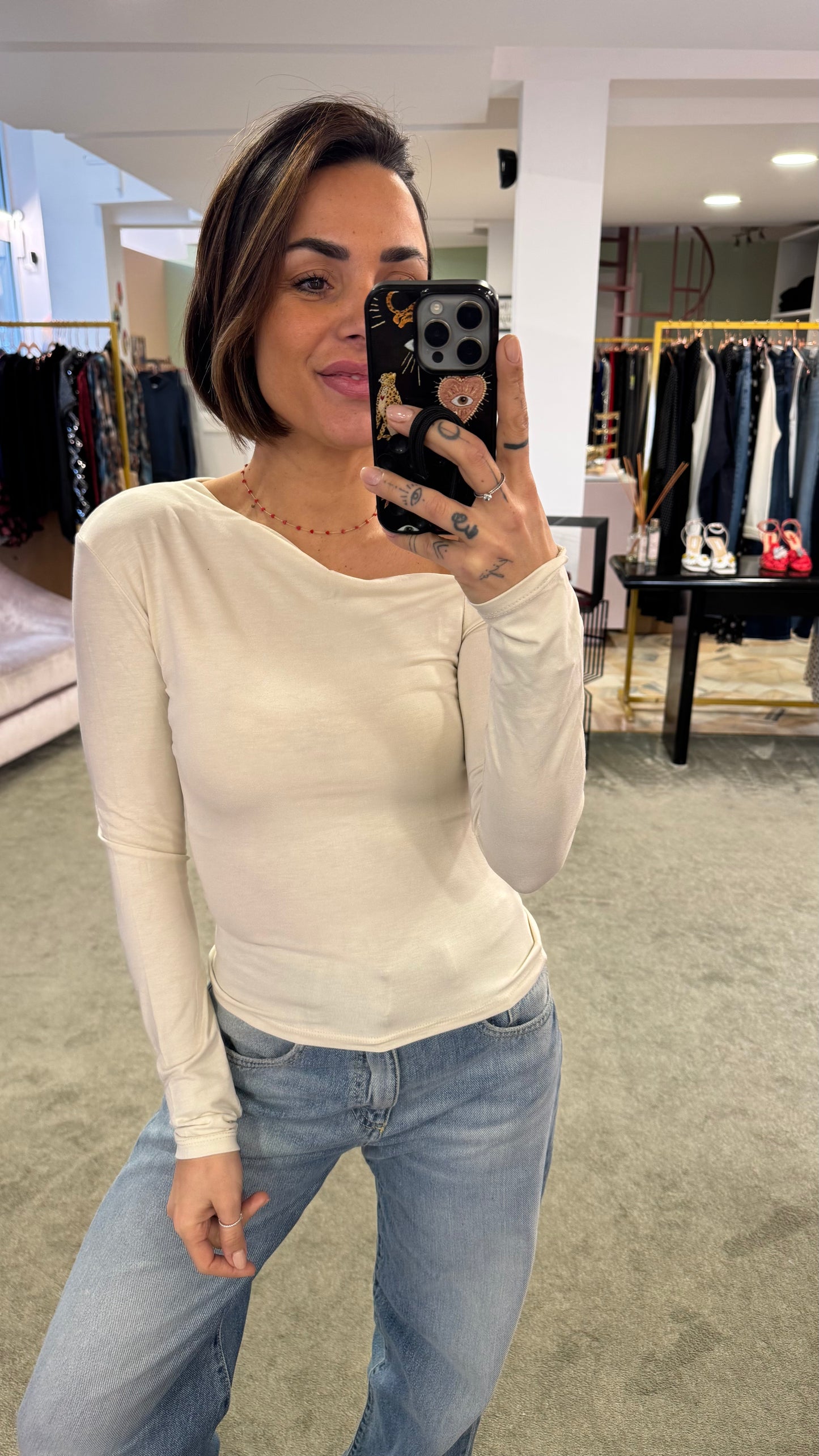 Maglia monospalla panna sottogiacca