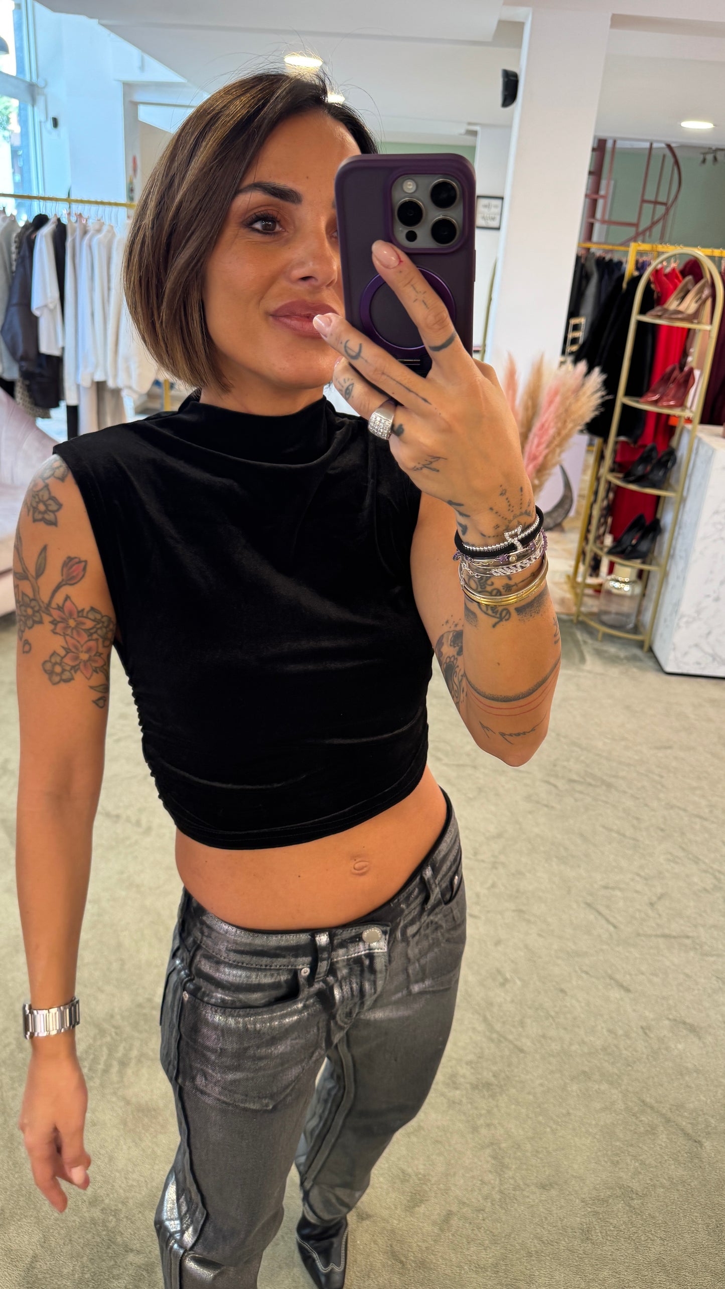 Top kylie nero in velluto