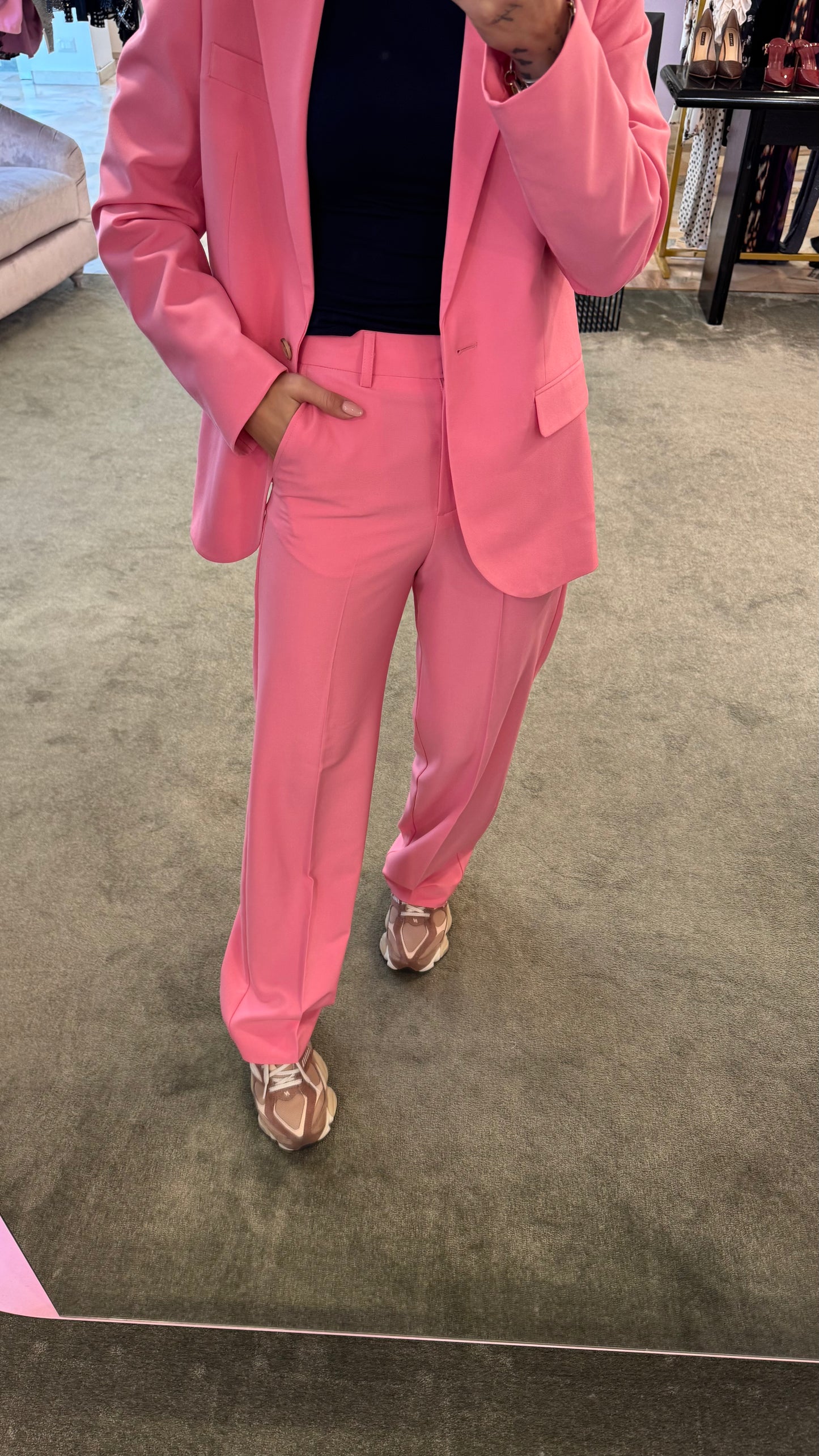 Pantaloni rosa jx
