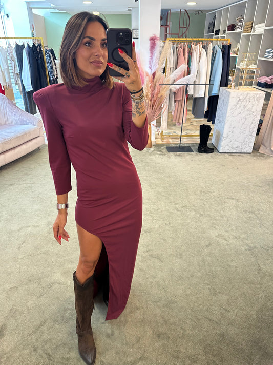Abito lupetto con spacco bordeaux actualee