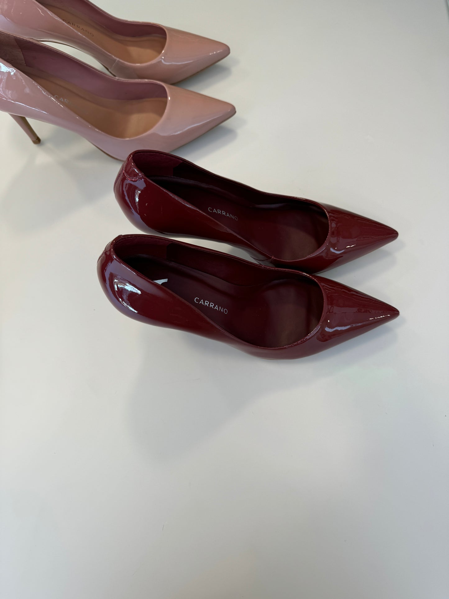 Décolleté in vernice rosso mattone