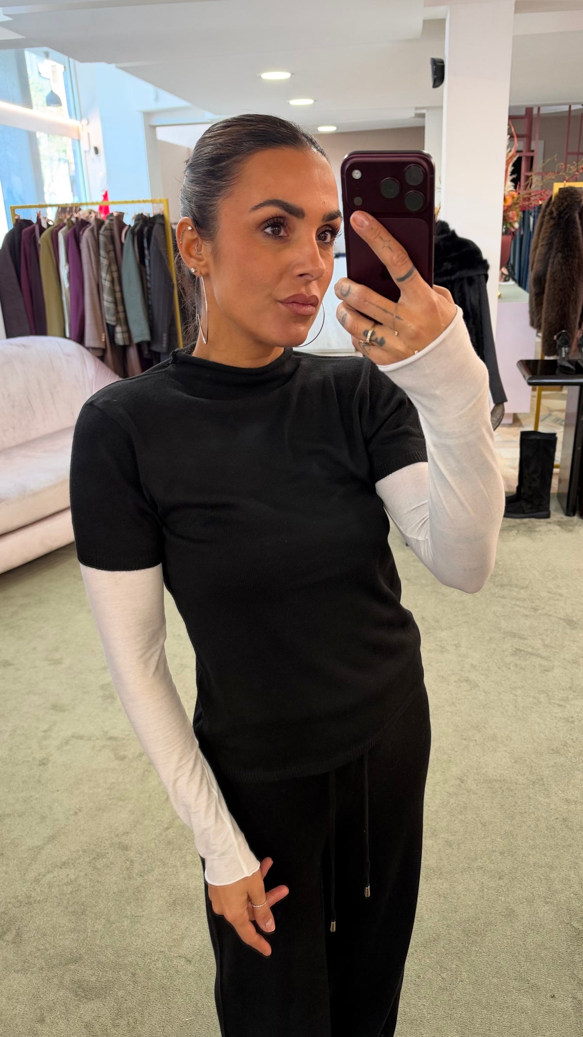 Maglia lupetto nero maniche corte ay