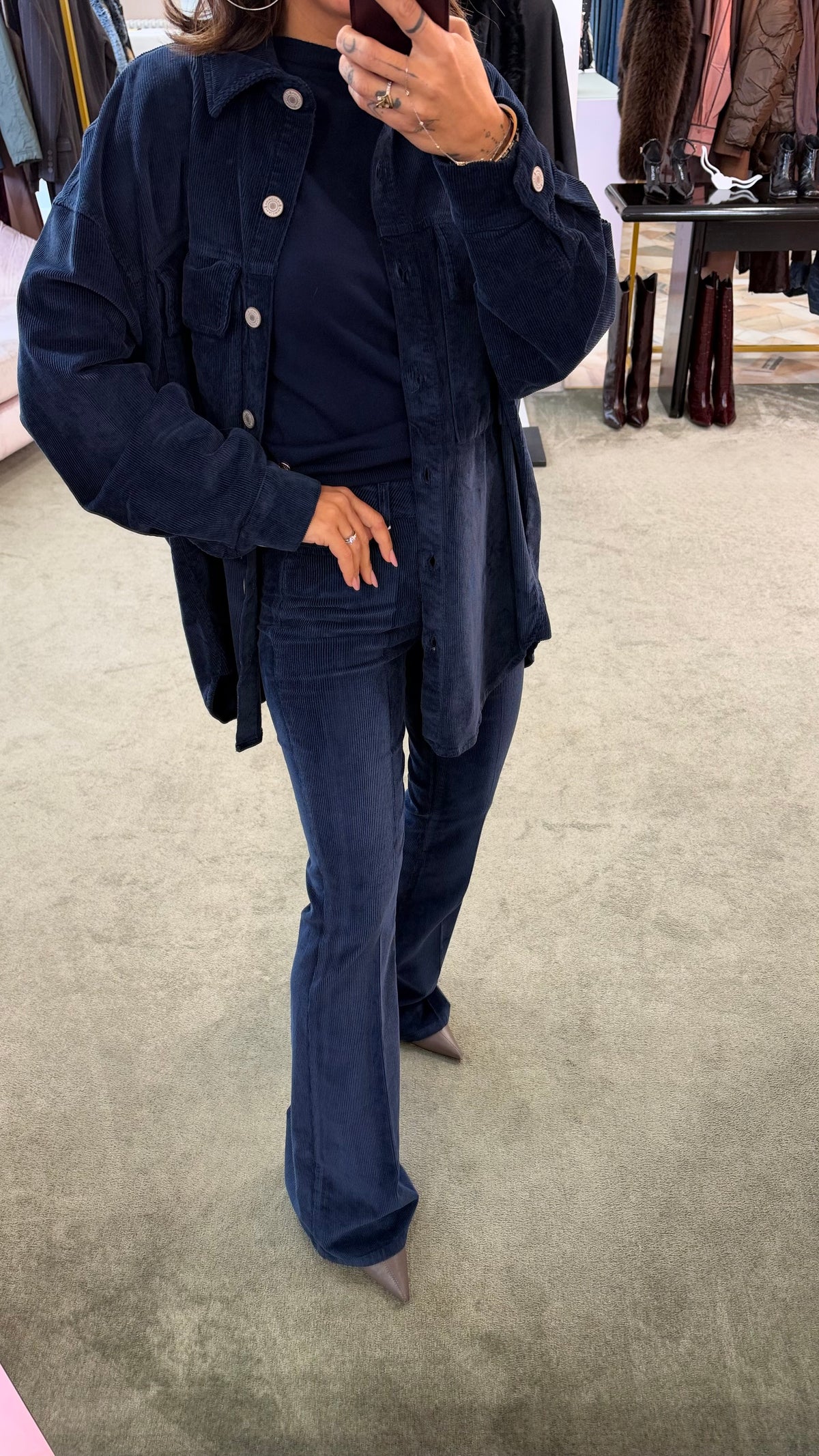Pantaloni flare in velluto a costine fr