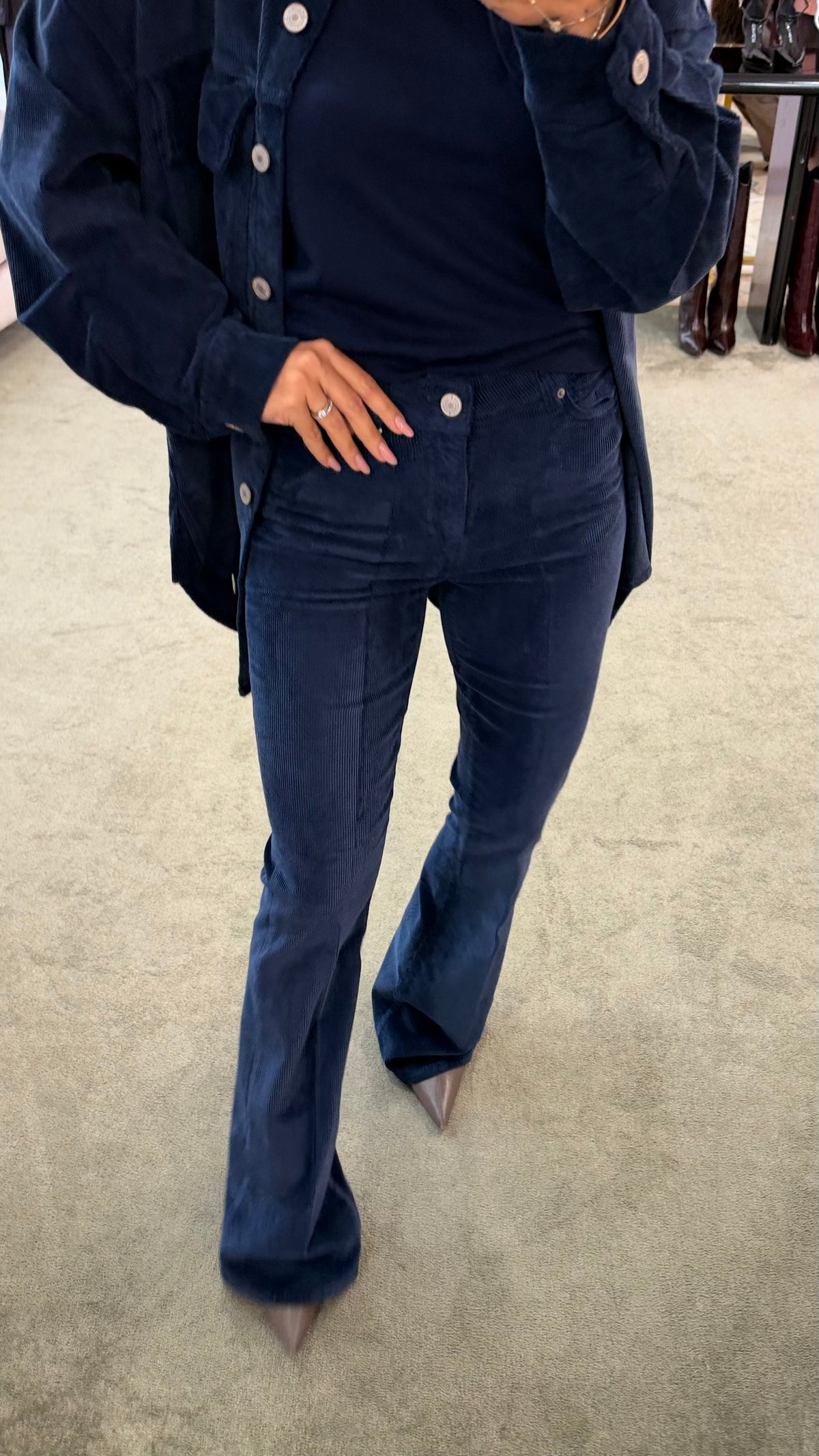 Pantaloni flare in velluto a costine fr