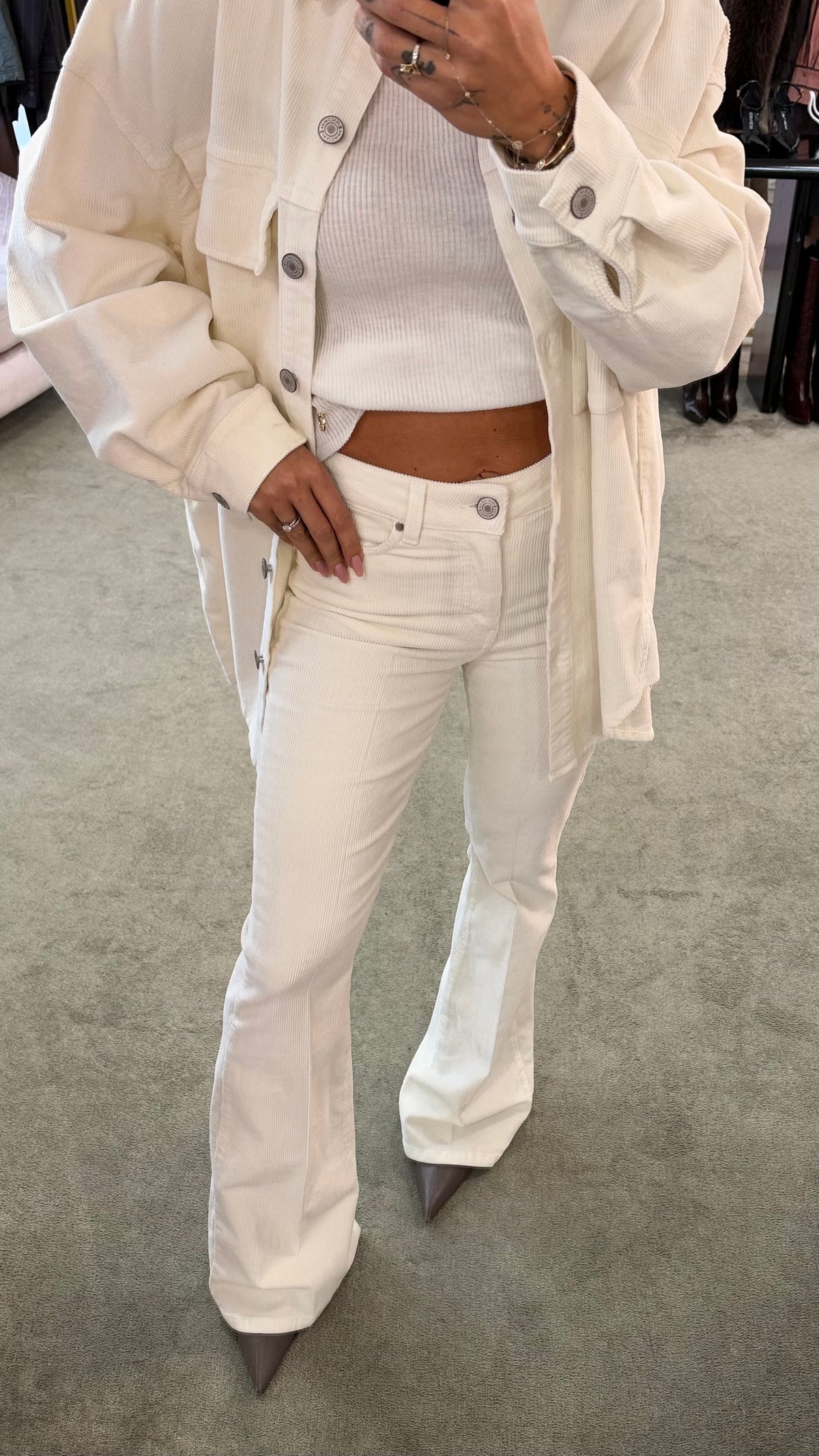 Pantaloni flare in velluto a costine fr