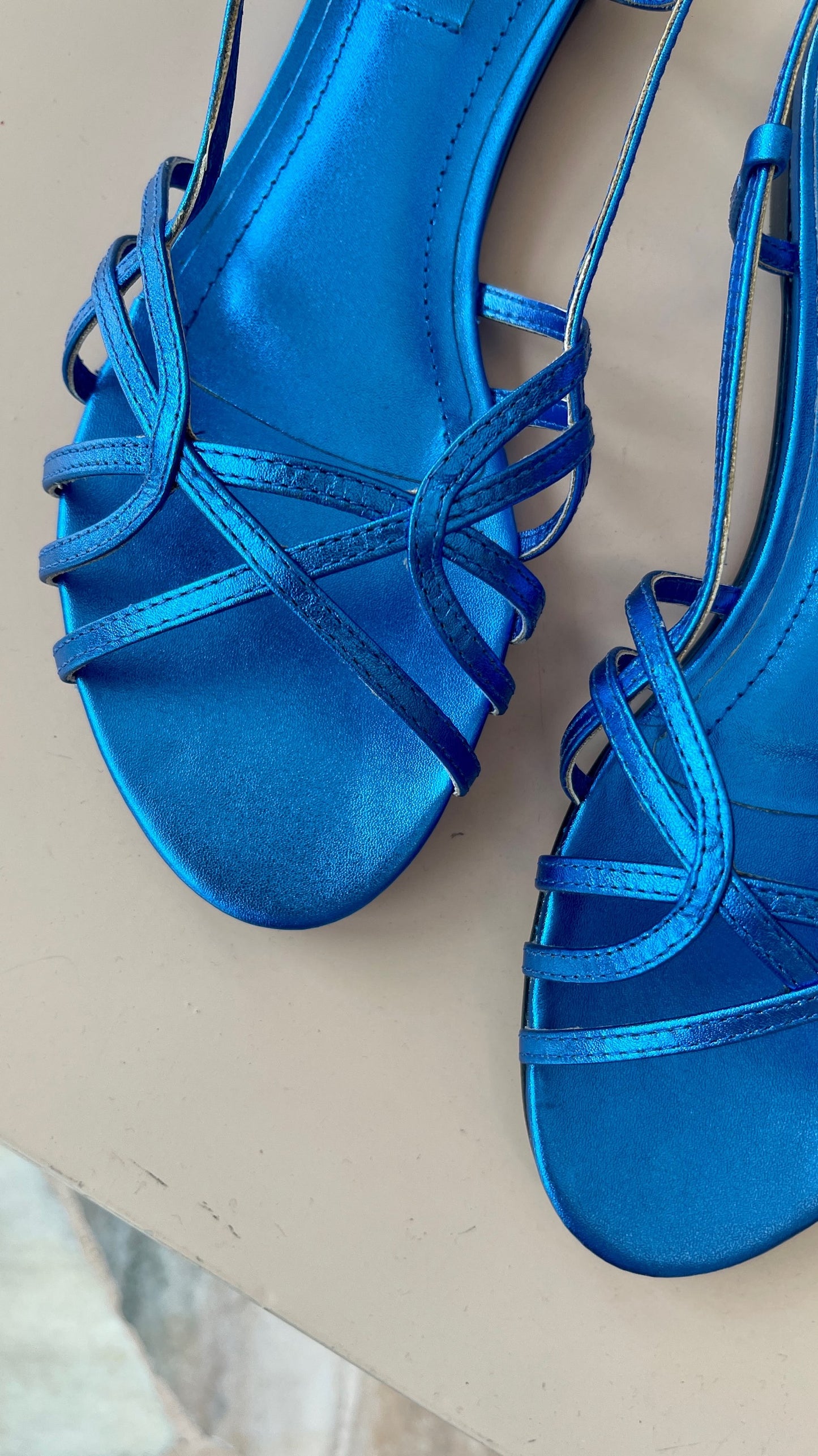Sandalo flat eletric blue