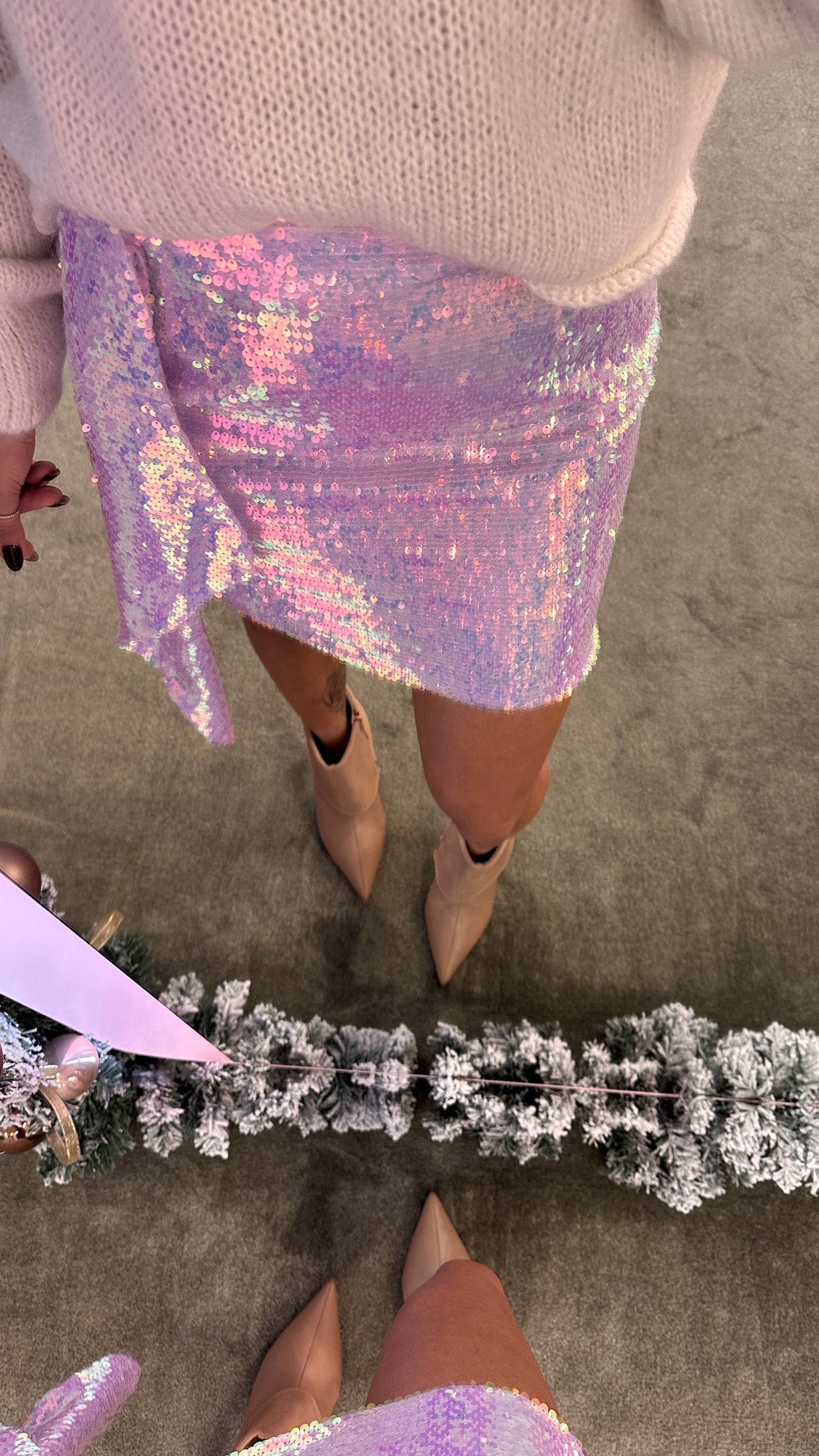 Gonna lilla con paillettes e fusciacca