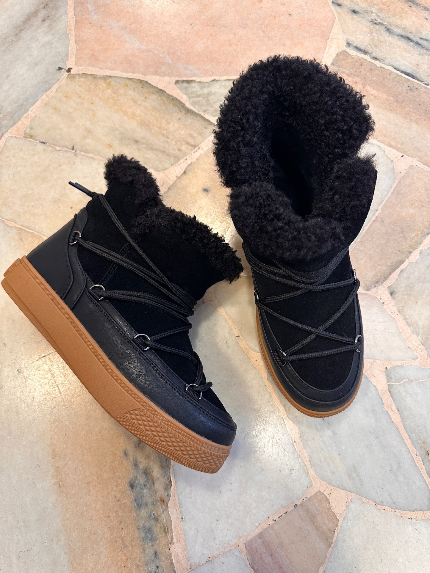 Scarponcino teddy nero