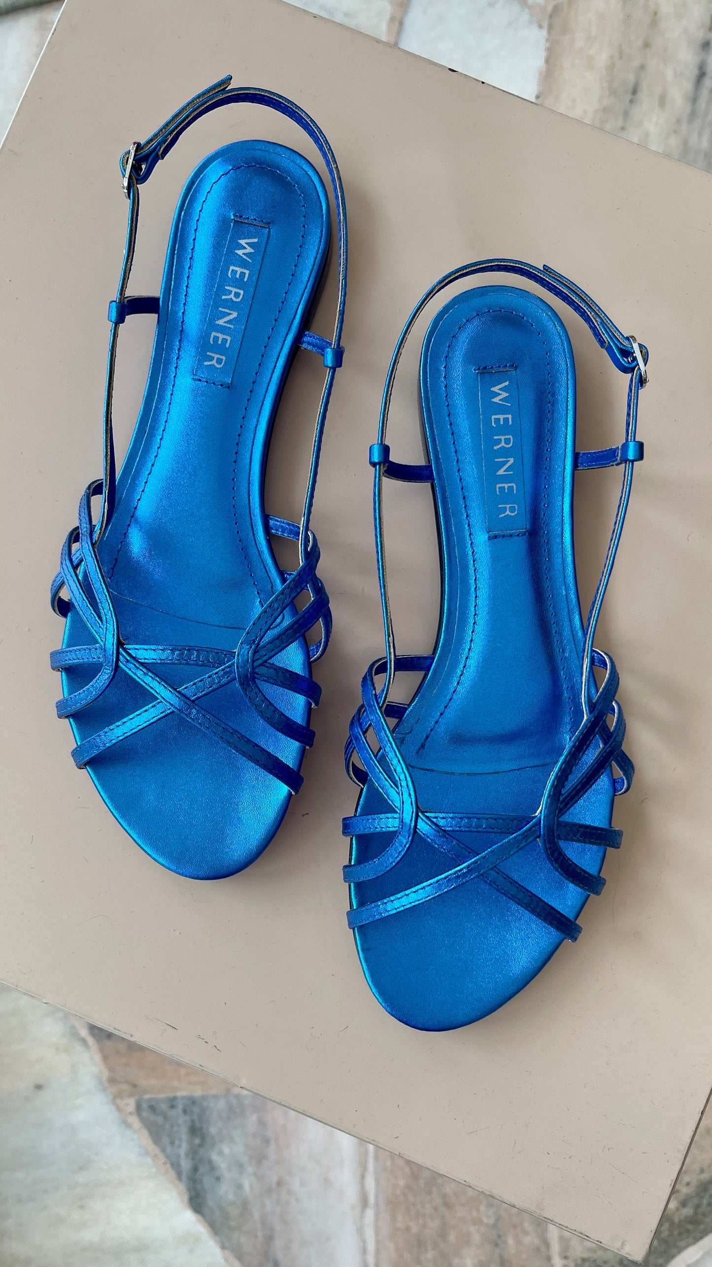 Sandalo flat eletric blue